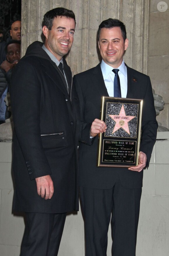 Le présentateur Jimmy Kimmel recevant son étoile sur le Walk of Fame à Hollywood, le 25 janvier 2013.