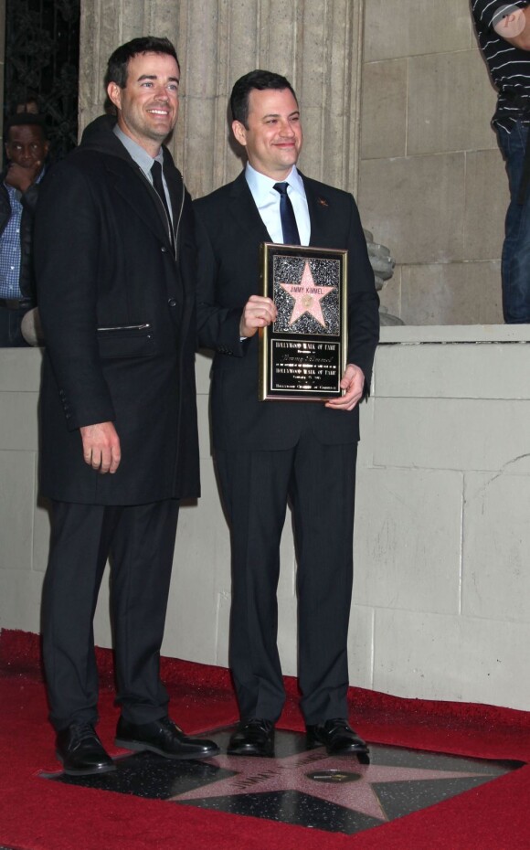 Le présentateur Jimmy Kimmel recevant son étoile sur le Walk of Fame à Hollywood, le 25 janvier 2013.