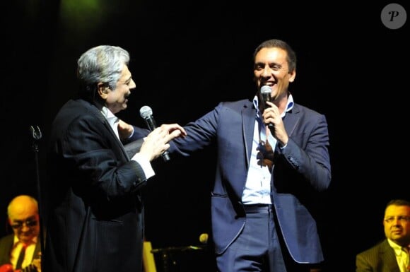EXCLU - Enrico Macias en duo avec Dany Brillant lorsqu'il fête ses 50 ans de carrière en un concert exceptionnel sur la scène de l'Olympia à Paris, le 22 Janvier 2013