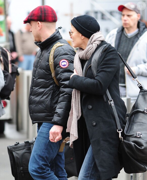 Exclu - Robin Wright et son petit ami Ben Foster à la gare de New York, le 30 janvier 2013.