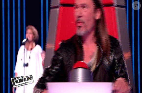 Sandy Coops dans The Voice 2 le samedi 2 février 2013 sur TF1