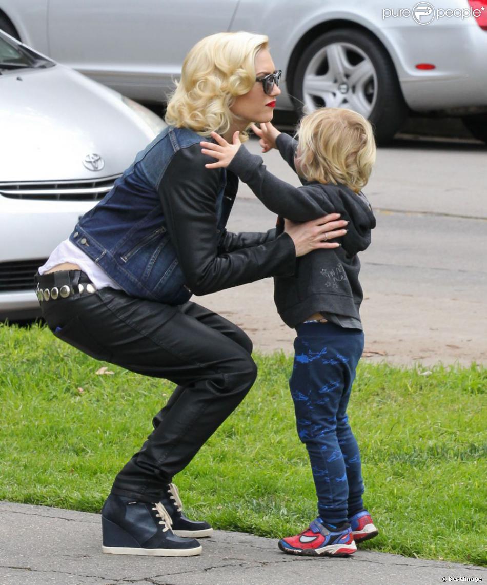 Gwen Stefani et son fils Zuma, 4 ans, profitent d&#039;un moment en famille dans un parc du quartier de Bel Air. Los Angeles, le 2 février 2013.