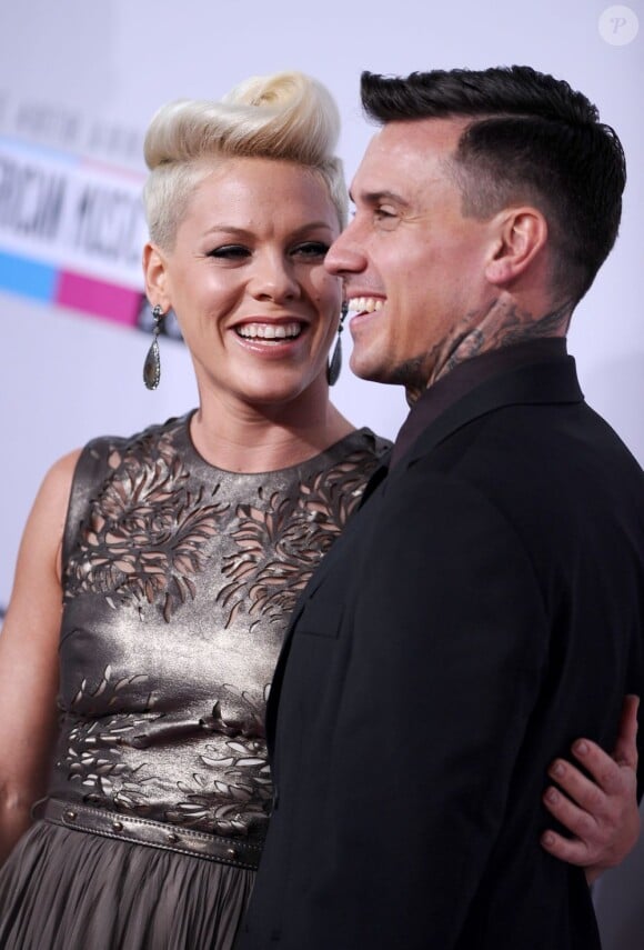 Pink et Carey Hart aux American Music Awards le 18 novembre 2012 à Los Angeles.