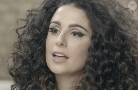 Sophie Delila, "What Did I do", dans son clip mis en ligne le 4 février 2013 et dans lequel elle chante en compagnie de Christophe Willem.