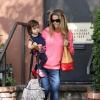 L'actrice Denise Richards emmène sa fille adoptive Eloise chez le docteur. Photo prise à Santa Monica, le 6 février 2013.
