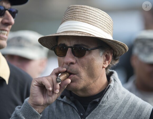 Andy Garcia et son cigare au Monterey Peninsula Country Club lors du AT&T National Pro Am de Pebble Beach le 7 février 2013