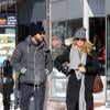 Ryan Reynolds et sa femme Blake Lively, lors d'un séjour au Canada, le 9 février 2013.