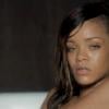 Rihanna dans son clip 'Stay'.