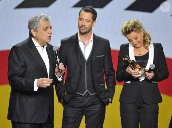 Sheila, Emmanuel Moire et Enrico Macias aux Victoires de la Musique le 8 fevrier 2013