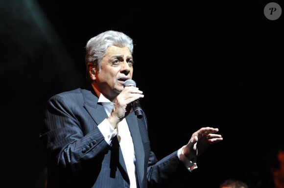 EXCLU : Enrico Macias fête ses 50 ans de carrière à l'Olympia à Paris le 22 Janvier 2013.