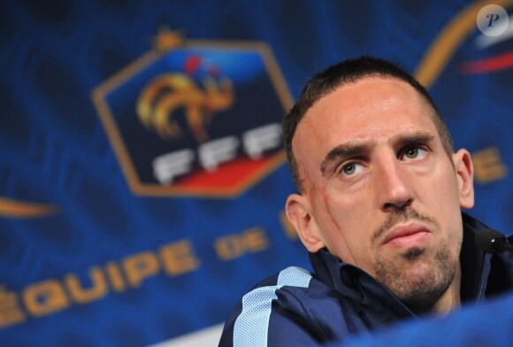 Franck Ribéry lors d'une conférence de presse avec l'équipe de France le 5 février 2013 au Stade de France à Saint-Denis