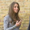 Kate Middleton, enceinte de 5 mois, en visite dans un centre de traitement pour femmes dépendantes, la Hope House, en tant que marraine d'Action on Addiction, le 19 février 2013 dans le sud de Londres.