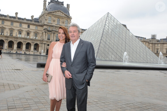 Alain Delon et sa ravissante fille Anouchka, le 12 juin 2012 à Paris.