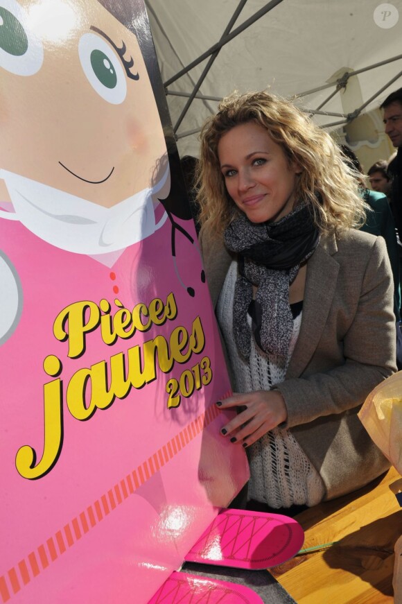 Lorie participe à la grande fête des Pièces Jaunes à Nice, le 9 février 2013.