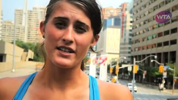 Rebecca Marino : Dépressive et harcelée, la jeune espoir du tennis dit stop