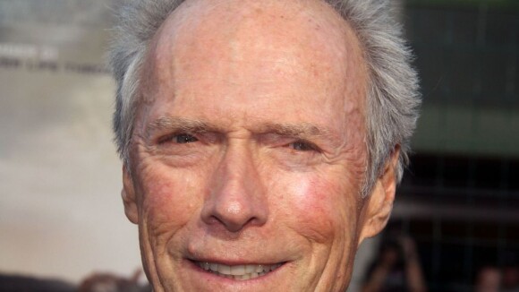 Clint Eastwood : Des hommes armés chez lui, nouvelle victime du "swatting"
