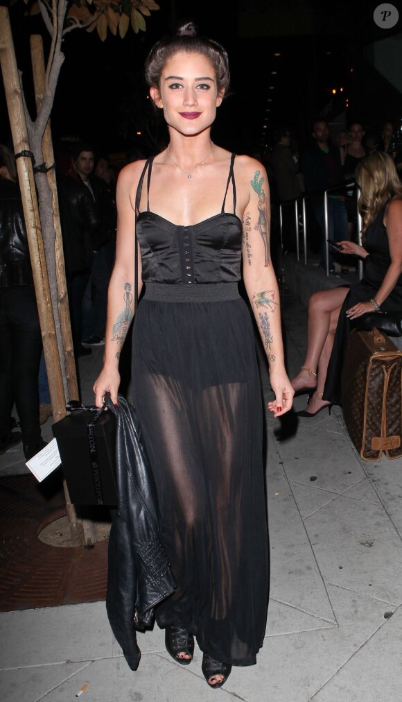 La chanteuse anglaise Katie Waissel lors de la soirée de vernissage de l'exposition éponyme de Mario Testino à la Prism Gallery. West Hollywood, le 23 février 2013.