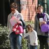 Halle Berry va chercher sa fille Nahla à l'école à Los Angeles, le 25 février 2013.