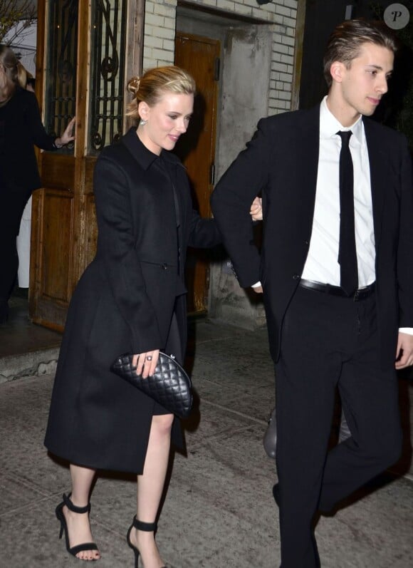 Scarlett Johansson et son frère jumeau Hunter, le 7 février 2012 à New York.