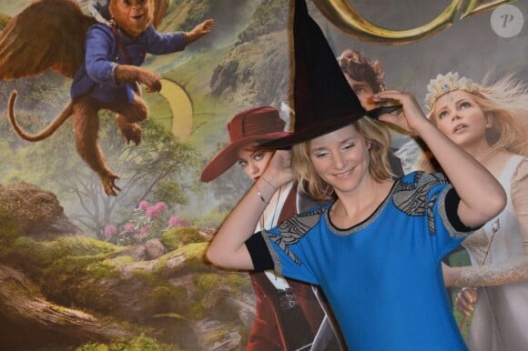 Natacha Régnier sorcière d'un soir pour l'avant-première du film Le Monde Fantastique d'Oz au Pathé Wepler à Paris, le 4 mars 2013.