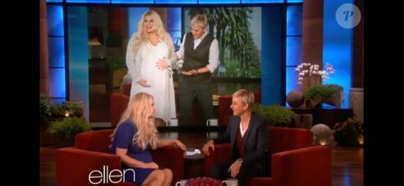 Jessica Simpson est l'invitée de la célèbre animatrice Ellen DeGeneres qui tente de savoir si elle attend un garçon ou une fille.