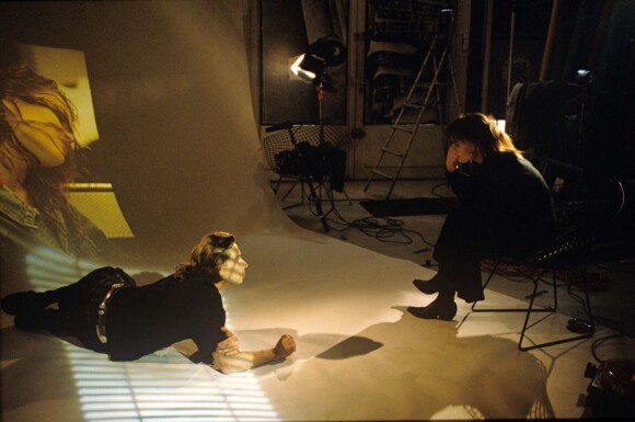 Vanessa Paradis travaillant avec le photographe Pierre Terrasson à la fin des années 1980