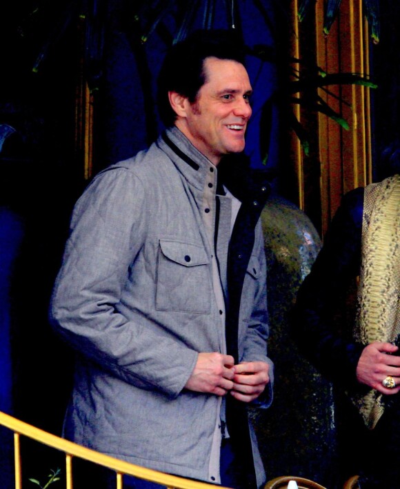 Jim Carrey et Steven Tyler vont déjeuner au restaurant "The Little Door" avec des amis à West Hollywood, le 10 mars 2013.