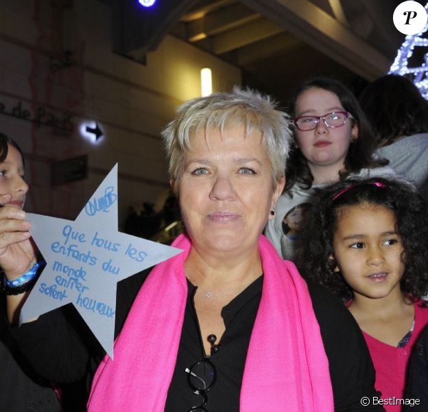 Mimie Mathy Déçue Et Blessée Elle Répond Aux Critiques De Jean Rochefort Purepeople 7946