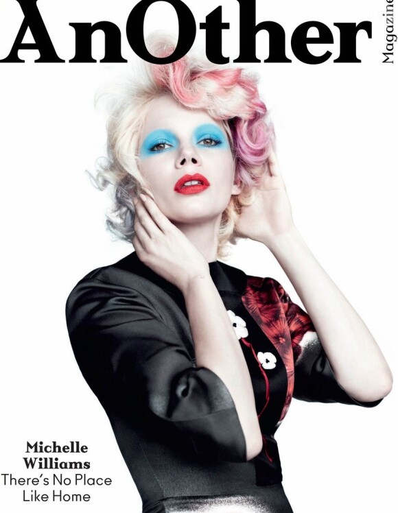 Michelle Williams en couverture du magazine AnOther Magazine dans l'issue datée du printemps-été 2013.