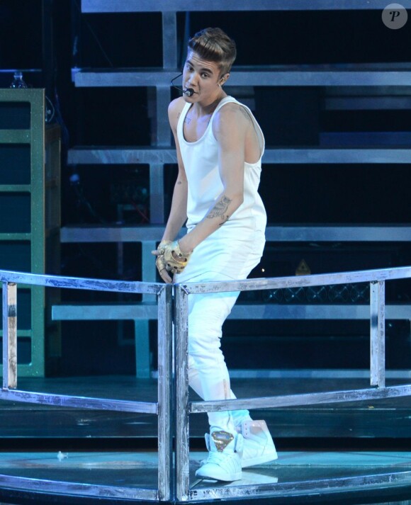 Justin Bieber sur scène à Londres, le 8 mars 2013.