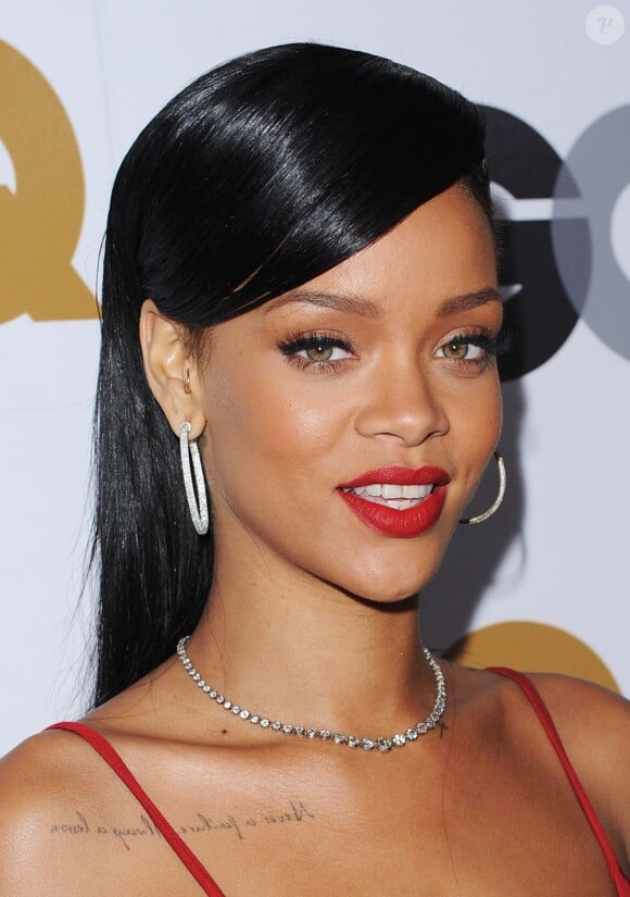Rihanna à la soirée  GQ Men Of The Year Party, à Los Angeles, le 13 novembre 2012. Elle a écrit la phrase suivante : Never a failure. Always a lesson (Jamais un échec. Toujours une leçon).