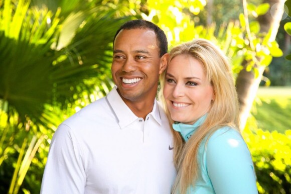 Lindsey Vonn et Tiger Woods complices et amoureux dans une série de clichés accompagnant l'annonce de leur relation le 18 mars 2013