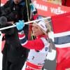 Le roi Harald V de Norvège et la reine Sonja ont fait un triomphe à la Norvégienne Therese Johaug, victorieuse du 30 km libre à Holmenkollen (Oslo) le 17 mars 2012.