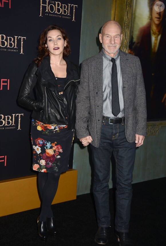 Patrick Stewart et Sunny Ozell à la première new-yorkaise de The Hobbit le 6 décembre 2012.