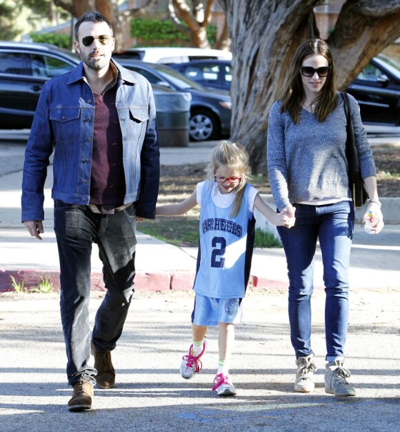 Ben Affleck et Jennifer Garner vont chercher leur fille Violet au basket à Brentwood, le 21 mars 2013.