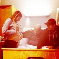 Dax Shepard : La mort de son père, son bébé avec Kristen Bell, un poignant récit