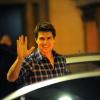Tom Cruise salue ses fans à Buenos Aires, le 26 mars 2013.