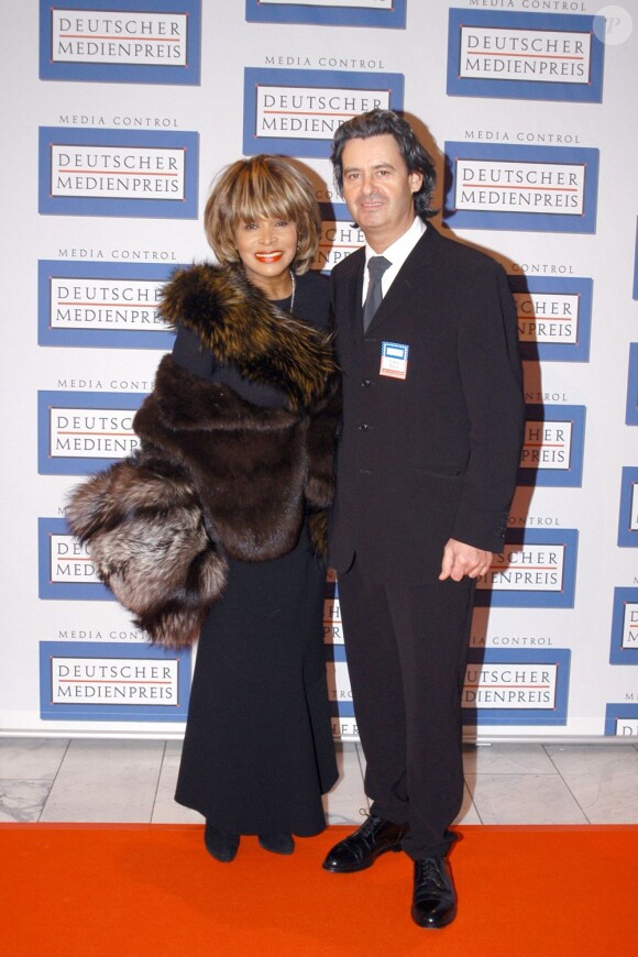 Tina Turner et son compagnon, le producteur allemand, Erwin Bach, à Baden-Baden, en Allemagne, le 13 février 2013.