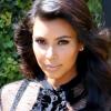 Kim Kardashian, enceinte, quitte sa maison à Beverly Hills. Le 28 mars 2013.