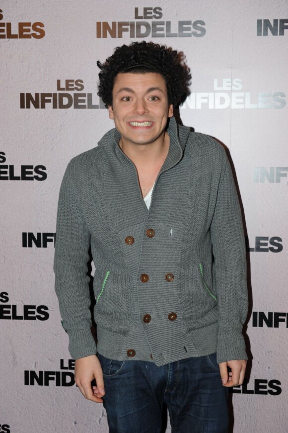 Kev Adams à la première du film Les Infidèles à Pars le 14 février 2012.