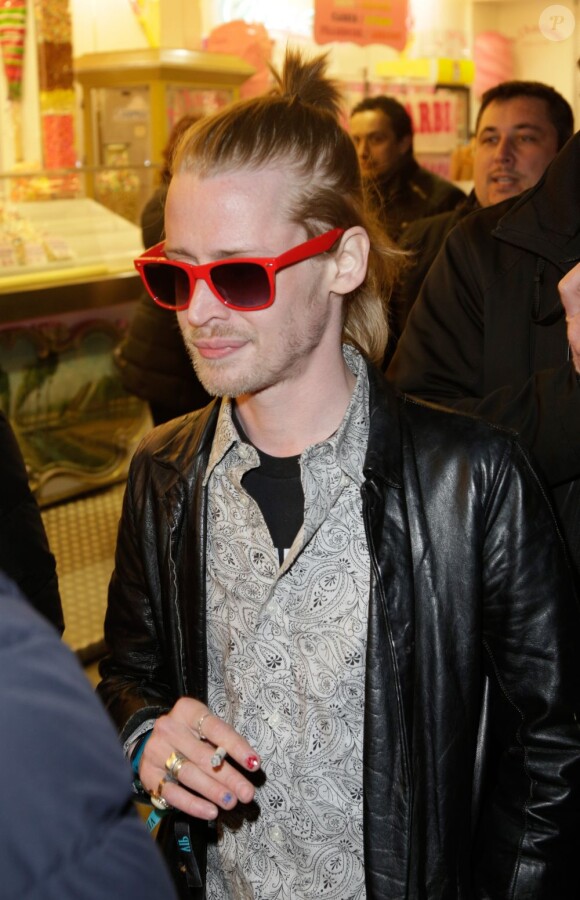Macaulay Culkin à l'inauguration de la 50e édition de la Foire du Trône à Paris, le 29 mars 2013.
