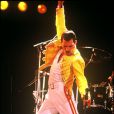  Freddie Mercury, bête de scène dans ses oeuvres, en juillet 1986. 