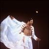 Freddie Mercury sur scène en juillet 1986
