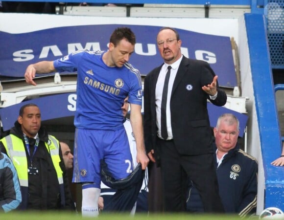 Rafa Benitez et John Terry à Stamford Bridge le 17 mars 2013. 