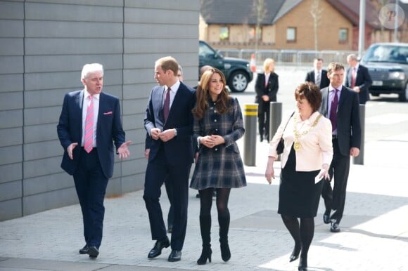 Kate Middleton et le prince William, qui portent en Ecosse le titre de comte et comtesse de Strathearn, visitaient le 4 avril 2013 l'Emirates Arena à Glasgow, qui accueillera les prochains Jeux du Commonwealth en 2014, lors de leur visite de deux jours.