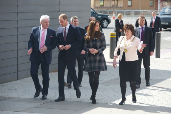 Kate Middleton et le prince William, qui portent en Ecosse le titre de comte et comtesse de Strathearn, visitaient le 4 avril 2013 l'Emirates Arena à Glasgow, qui accueillera les prochains Jeux du Commonwealth en 2014, lors de leur visite de deux jours.