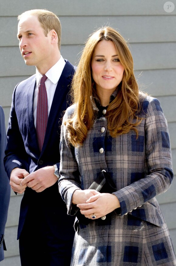 Kate Middleton et le prince William, qui portent en Ecosse le titre de comte et comtesse de Strathearn, visitaient le 4 avril 2013 l'Emirates Arena à Glasgow, qui accueillera les prochains Jeux du Commonwealth en 2014, lors de leur visite de deux jours.