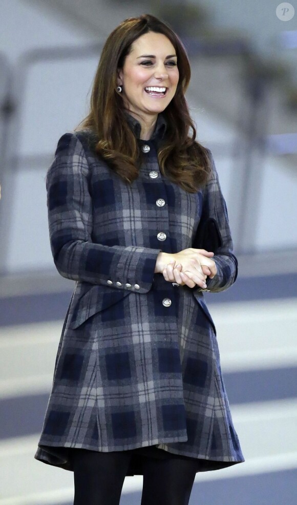 Kate Middleton et le prince William, qui portent en Ecosse le titre de comte et comtesse de Strathearn, visitaient le 4 avril 2013 l'Emirates Arena à Glasgow, qui accueillera les prochains Jeux du Commonwealth en 2014, lors de leur visite de deux jours.