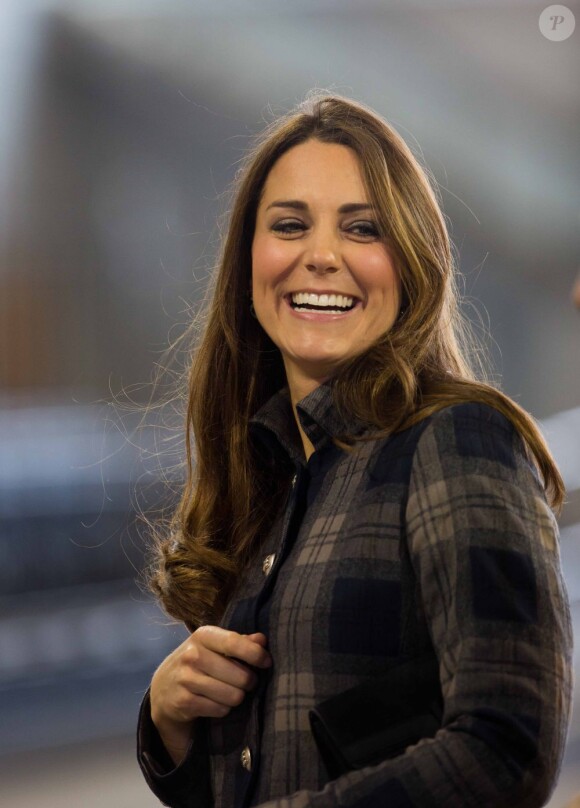 Kate Middleton et le prince William, qui portent en Ecosse le titre de comte et comtesse de Strathearn, visitaient le 4 avril 2013 l'Emirates Arena à Glasgow, qui accueillera les prochains Jeux du Commonwealth en 2014, lors de leur visite de deux jours.