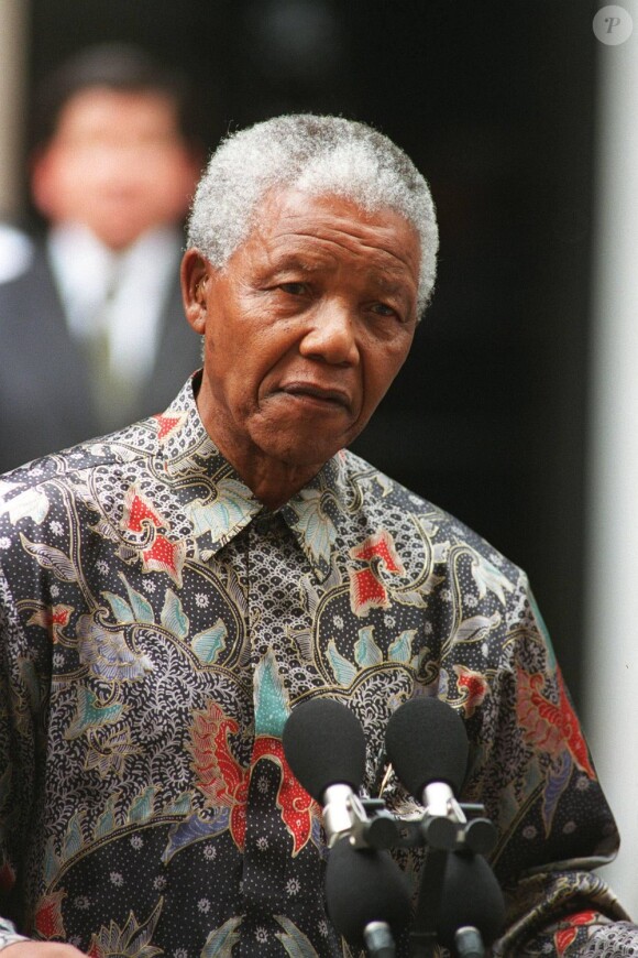 Nelson Mandela, à Londres, le 10 juilllet 1996.